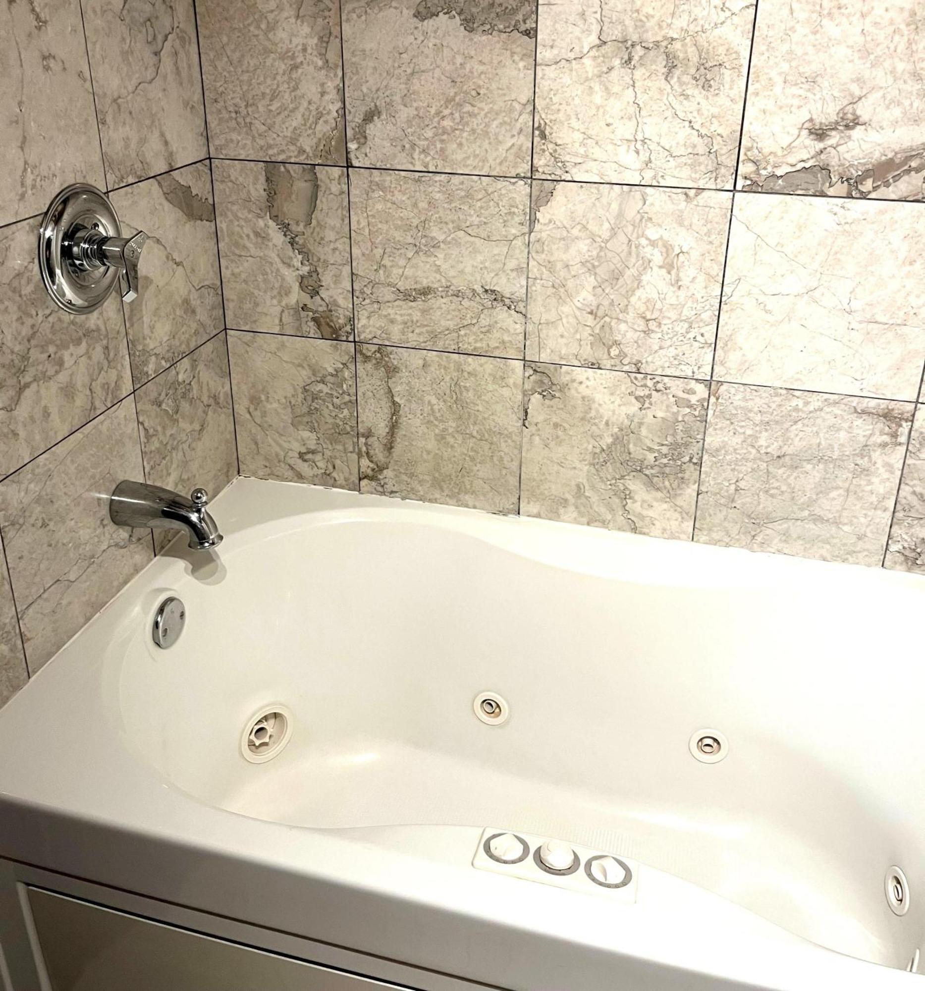 Surestay Plus Hotel By Best Western Reno Airport Экстерьер фото