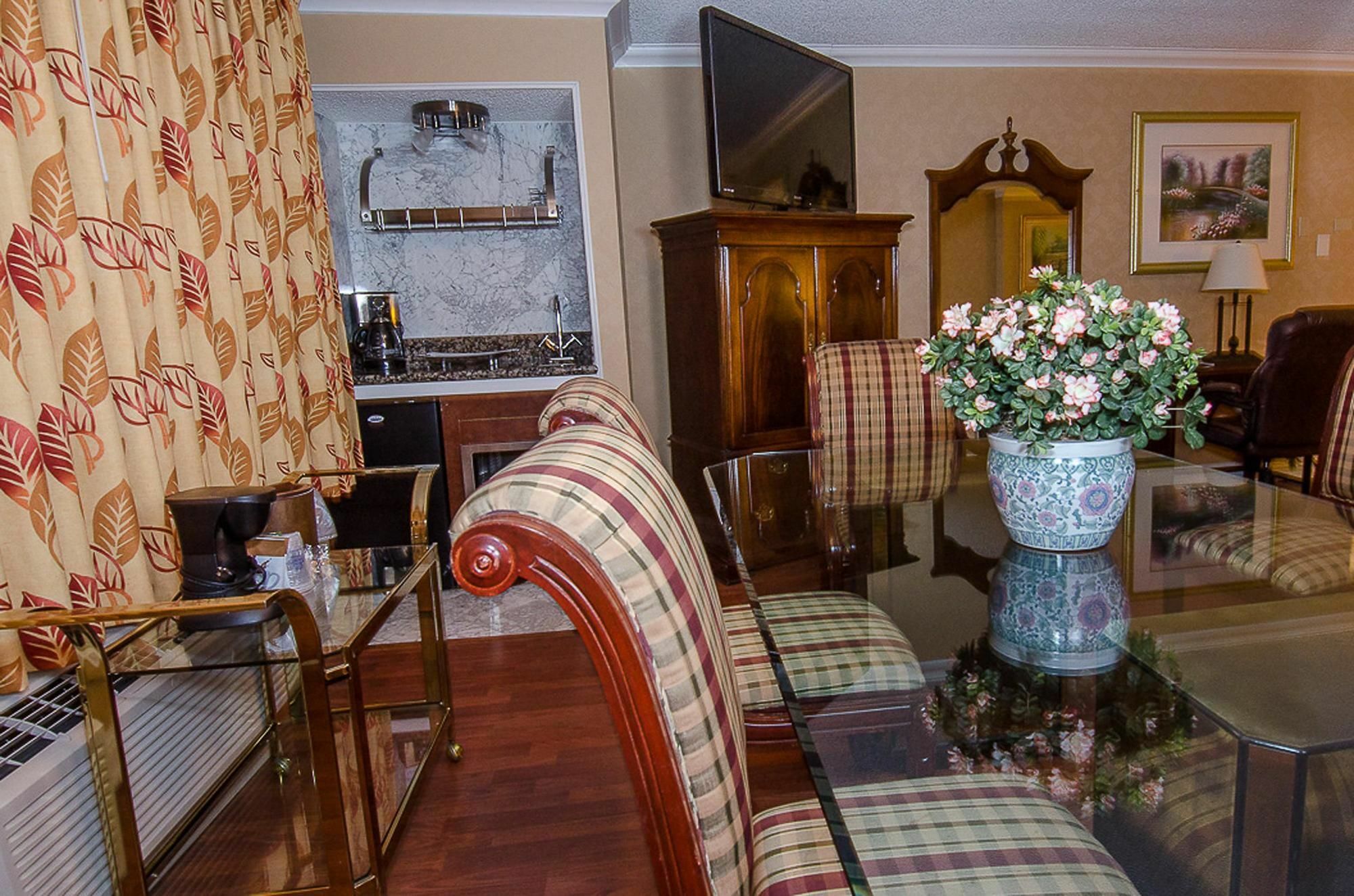 Surestay Plus Hotel By Best Western Reno Airport Экстерьер фото